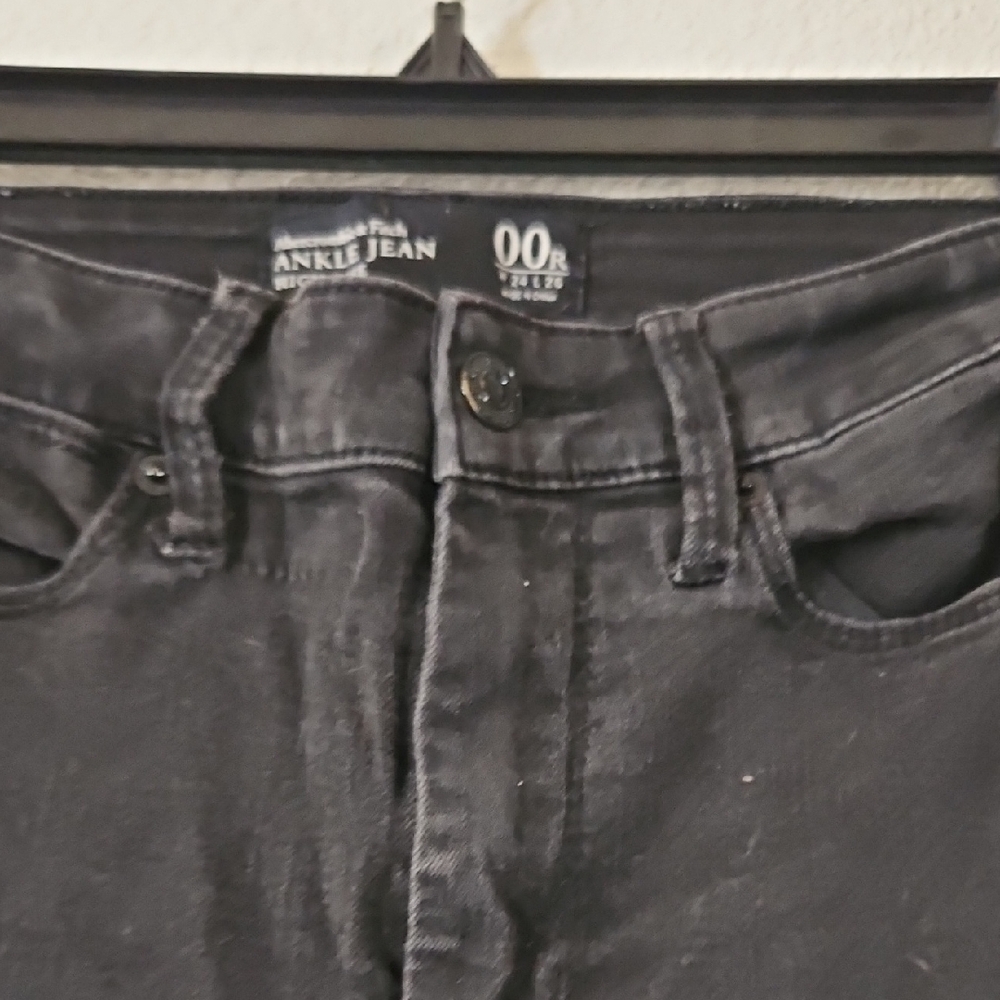 Abercrombie & Fitch Black Ankle Jeans